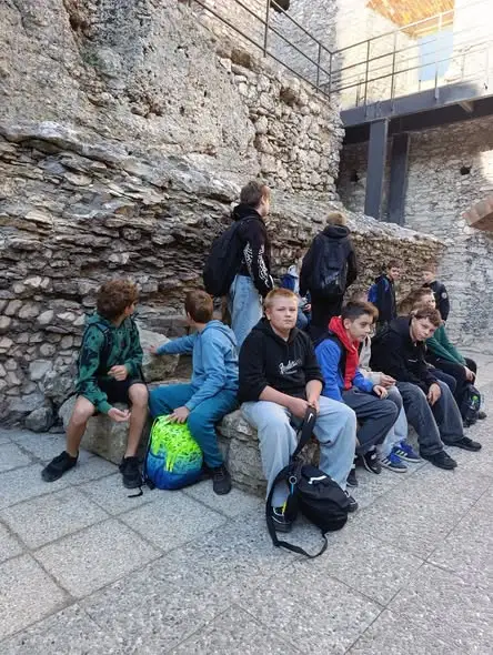 Uczniowie klas 4–6 z Myszkowa odkrywali uroki Jury Krakowsko-Częstochowskiej