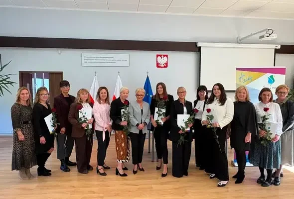 Siedmioro nauczycieli z Gminy Poraj awansowało na stopień mianowanego
